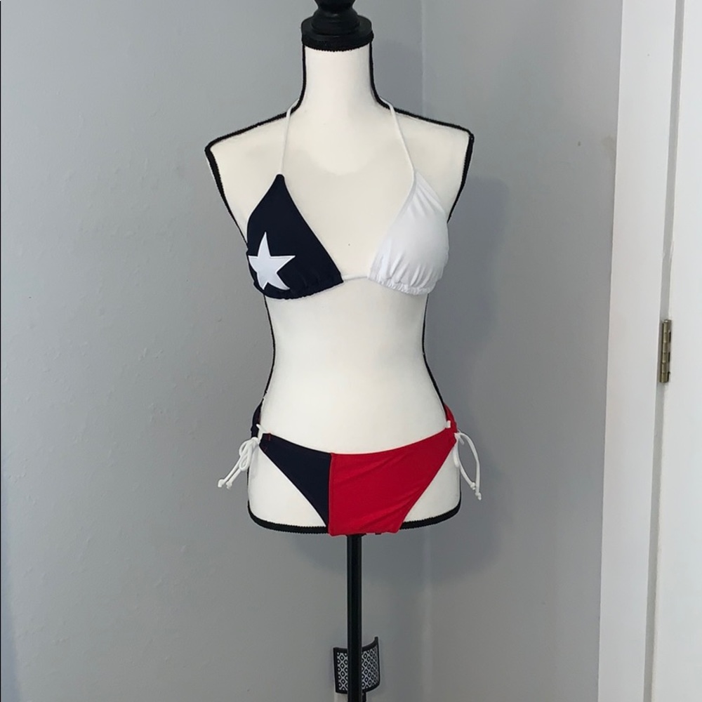 Texas string bikini!